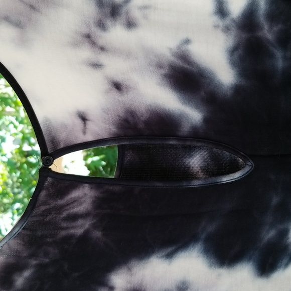 NWOT Medium dark Navy tie-dye Jumpsuit - Picture 5 of 6